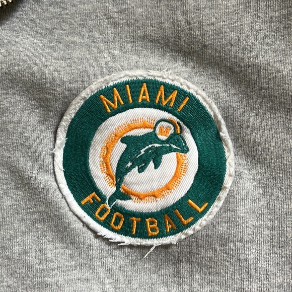 Men’s Vintage Miami Dolphins Quarter-Zip - Picture 3 of 3